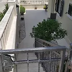 Brac Сутиван