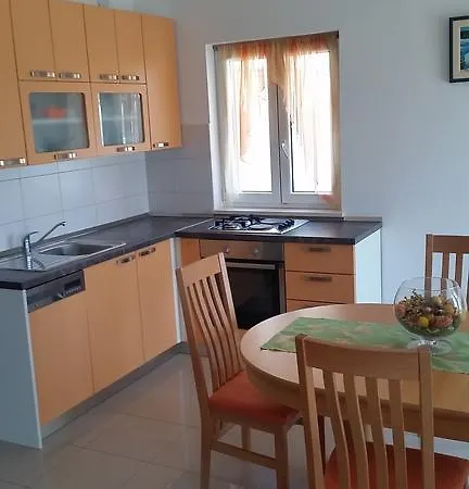 Brac Apartment Sutivan