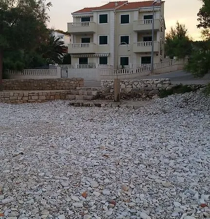 Brac Apartment