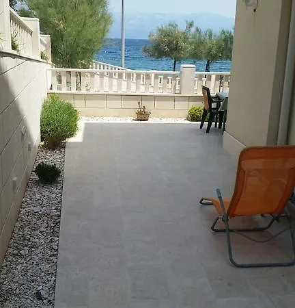 Brac Apartment Sutivan