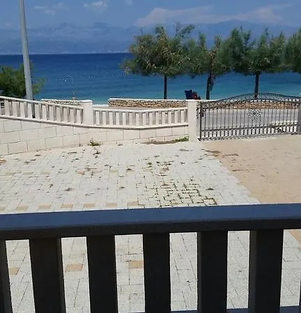 Brac Apartment