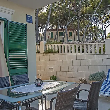 Brac Appartement Sutivan